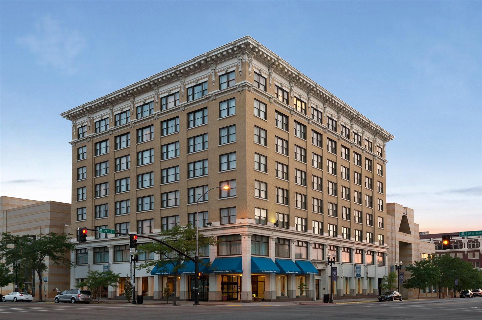 Hampton Inn & Suites Ogden image