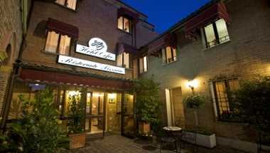 Hotel Orfeo di Radi Alfeo en Fano, IT