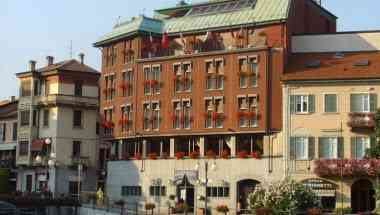 Hotel Croce Bianca en Omegna, IT