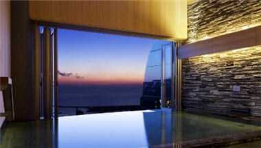 Risonare Atami i Atami, JP