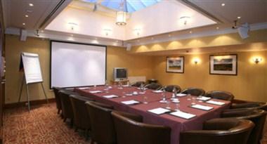 Dryburgh Abbey Hotel в Melrose, GB2