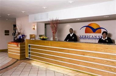 Oudtshoorn Inn Hotel and Conference Center в Oudtshoorn, ZA