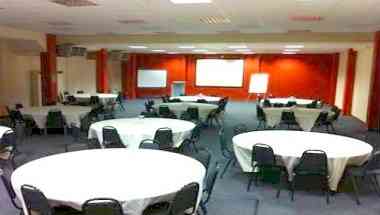 Manor Farm Community Association a Walsall, GB1