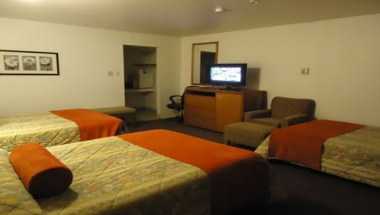 Maple Inn & Suites a Los Banos, CA