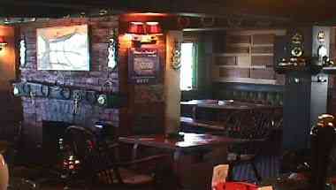 The Four Horseshoes in Haken, GB1