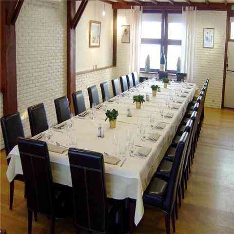 Logis Hôtel des Acacias Lille Tourcoing a Neuville-en-Ferrain, FR