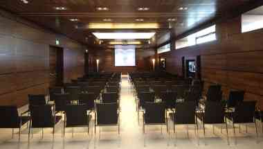 VIP & Business Center Flughafen Wien en Viena, AT