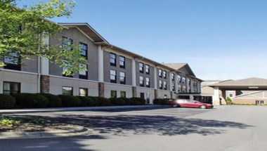 Quality Inn and Suites University в Boone, NC