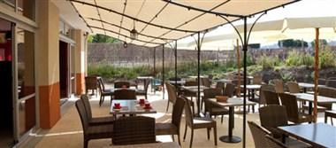 Kyriad Aix Les Milles - Plan de Campagne à Marseille, FR