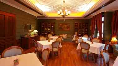 Villa Rosa Pension and Restaurant a Dunajska Streda, SK