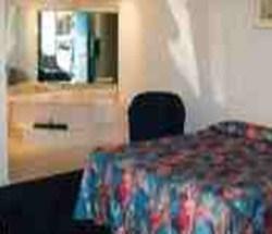 Bay Motel Hotel image