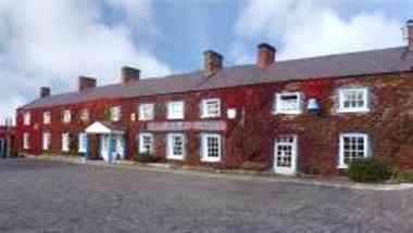 Blue Bell Hotel in Belford, GB1