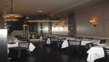 Underhills Crossing в Bronxville, NY