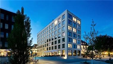 Hotel 47 degree image