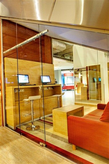 รูปสถานที่จัดงาน