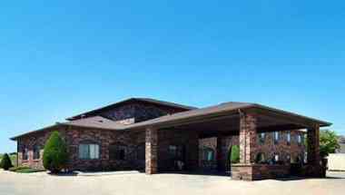 Quality Suites Near West Acres в Fargo, ND