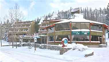 Hotel Canoe and Suites a Banff, AB