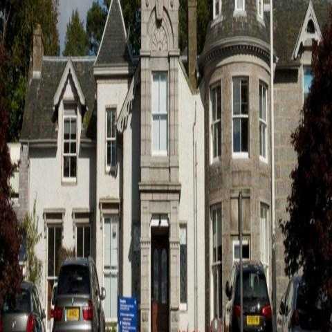 Woodbank in Aberdeen, GB2