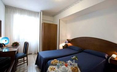 Hotel San Giorgio en Nápoles, IT