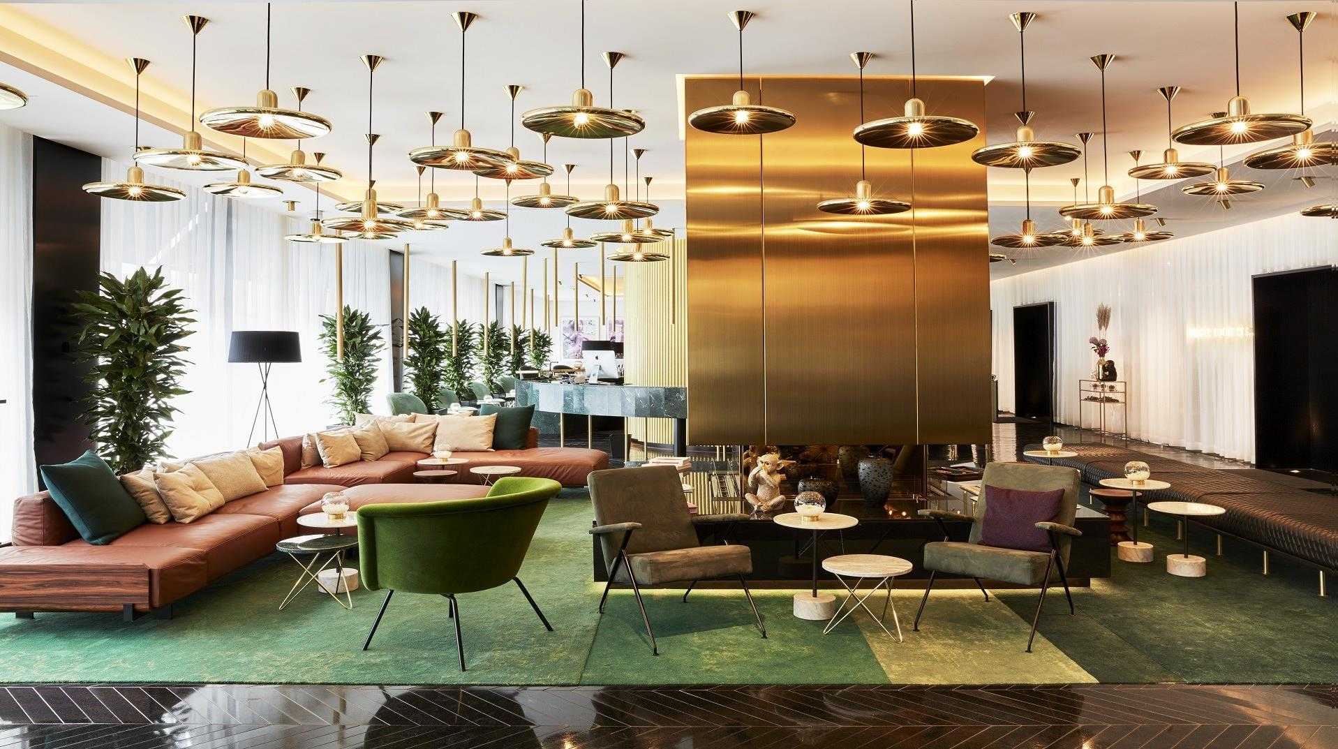 Roomers Munich, Autograph Collection in München, DE