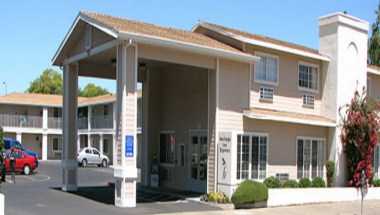 Heritage Inn Express Chico в Chico, CA