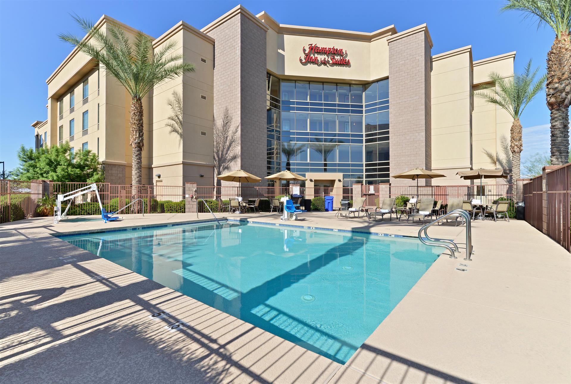 Hampton Inn & Suites Phoenix/Gilbert image