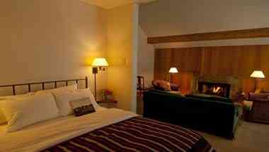 Henry's Fork Lodge in Inselpark, ID