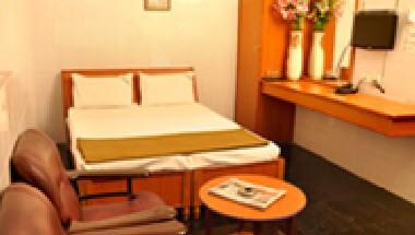 Laila Gold Palace в Salem, IN