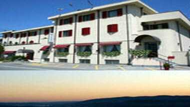 Hotel Bel Sit in Comerio, IT