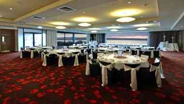 Diggers at the entrance a Central Coast, AU