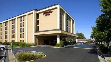 Hampton Inn Fairfax City in Fairfax, VA