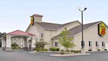 Super 8 by Wyndham Cloverdale IN en Cloverdale, IN
