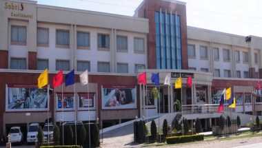 Sobti Continental - Rudrapur en Pantnagar, IN