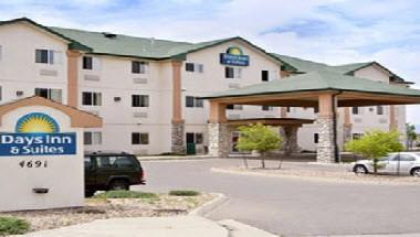 Days Inn & Suites by Wyndham Castle Rock image