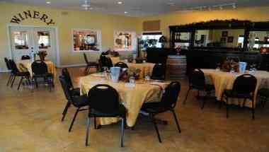 Whyte Horse Winery a Monticello, IN