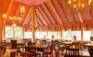 Ely Hotel a Camberley, GB1