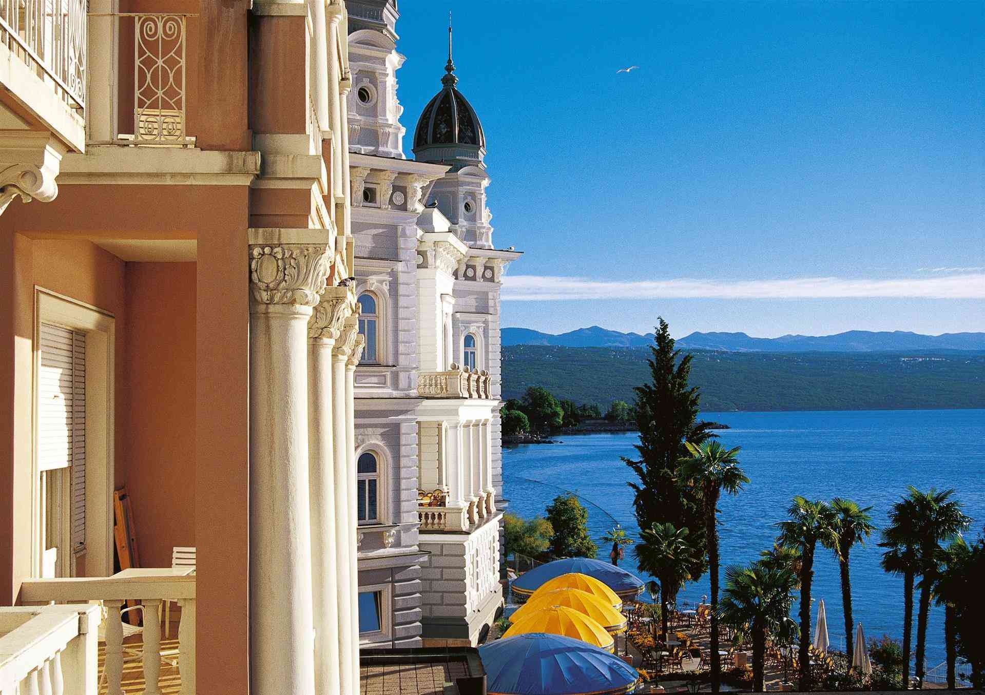Opatija Convention and Incentive Bureau i Opatija, HR