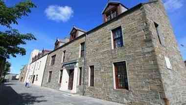 The Albert Hotel в Kirkwall, GB2