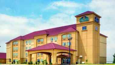 La Quinta Inn & Suites by Wyndham Dumas in Dumas, TX