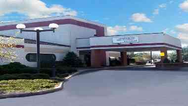 Compare Inn and Suites Covington, Covington, VA