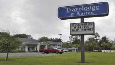 Travelodge Suites by Wyndham MacClenny/I-10 a MacClenny, FL