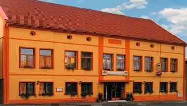 Hotel & Motorest V Udoli Zlateho Potoka a Blsany, CZ