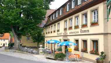 Hotel Schwarzes Lamm в Rothenburg ob der Tauber, DE
