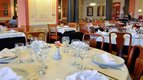 Conquistador Hotel in Santa Fe, AR