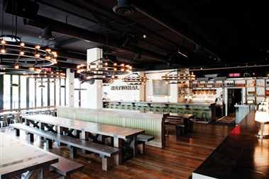 National On 17Th a Calgary, AB