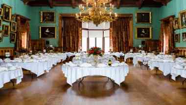 Knowsley Hall в Prescot, GB1