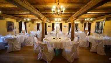 Gasthof Sternen Kloster Wettingen a Wettingen, CH