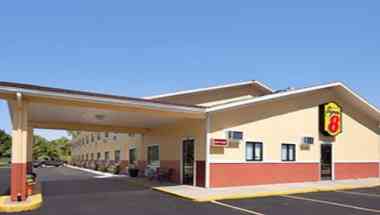 Super 8 by Wyndham Fremont NE em Fremont, NE