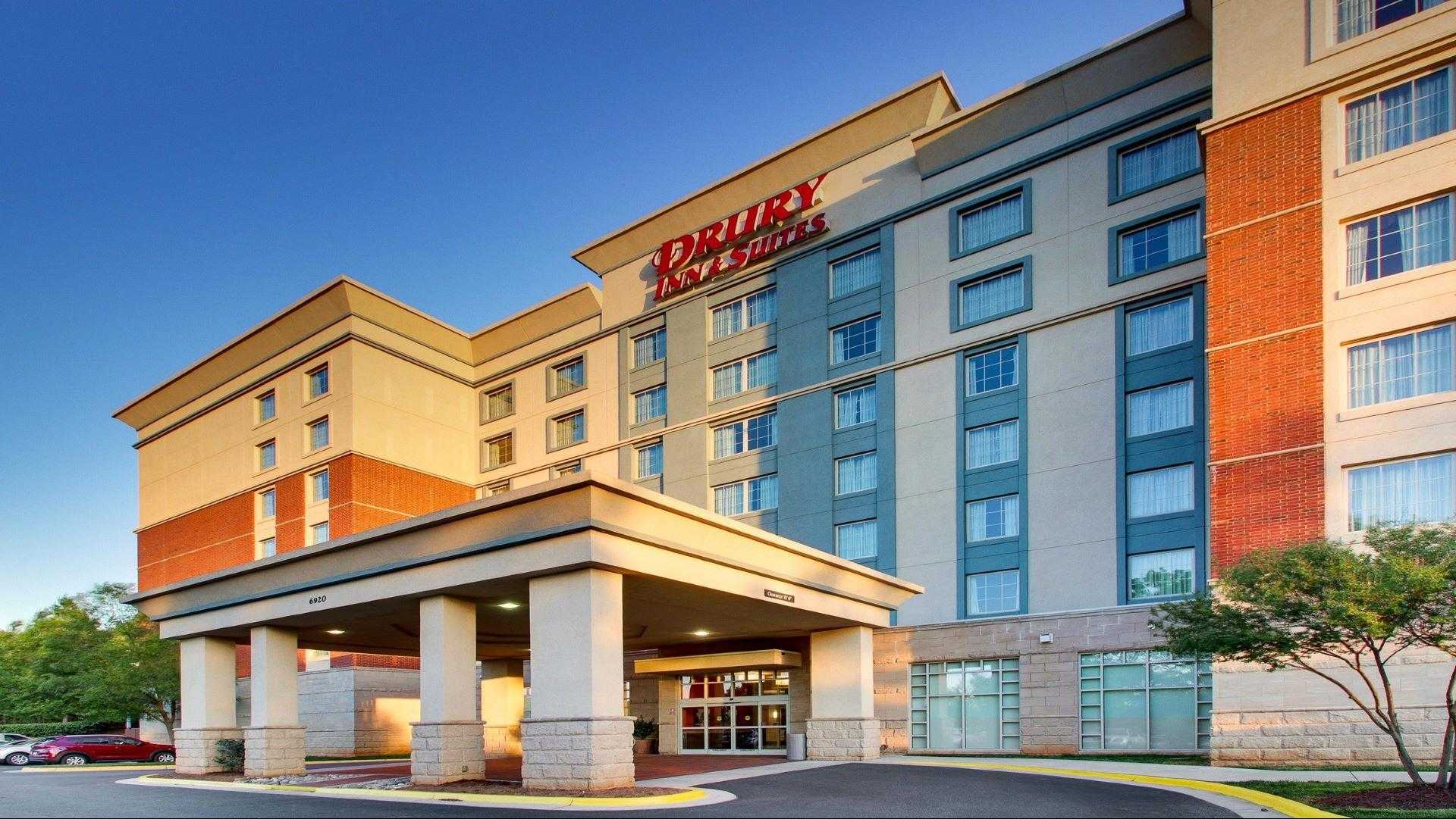 Drury Inn & Suites Northlake - Charlotte, Nc в Charlotte, NC