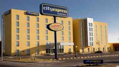 City Express by Marriott Puebla Finsa em Cuautlancingo, MX